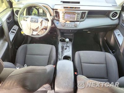 Zdjęcie 8 z 12 samochodu: 2018 TOYOTA RAV4 HYBRID LE VIN:JTMRJREV5JD181796 - miniatura