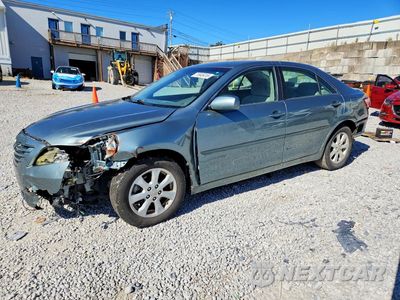 2007 TOYOTA CAMRY LE 4T1BE46K77U707802 - główne zdjęcie licytacji z USA - miniatura