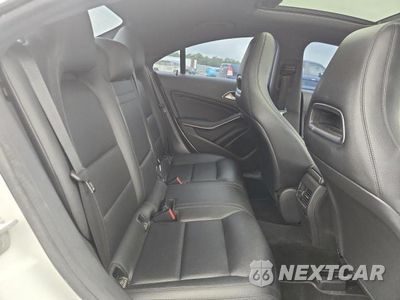 Zdjęcie 10 z 12 samochodu: 2015 MERCEDES-BENZ CLA 250 VIN:WDDSJ4EB1FN172188 - miniatura