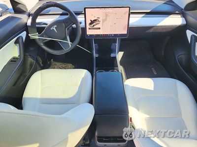 Zdjęcie 8 z 13 samochodu: 2019 TESLA MODEL 3 VIN:5YJ3E1EA9KF509403 - miniatura