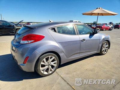 Trzecie zdjęcie samochodu z tyłu: 2017 HYUNDAI VELOSTER BASE VIN:KMHTC6AD9HU307708 - miniatura