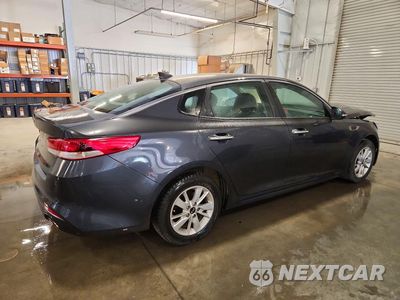 Trzecie zdjęcie samochodu z tyłu: 2017 KIA OPTIMA LX VIN:5XXGT4L37HG175892 - miniatura