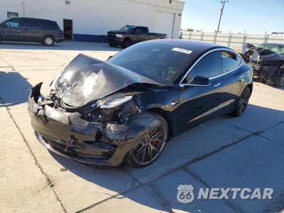 2018 TESLA MODEL 3 5YJ3E1EB1JF072505 - główne zdjęcie licytacji z USA - miniatura