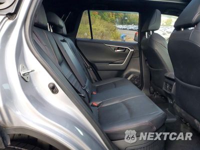 Zdjęcie 11 z 13 samochodu: 2024 TOYOTA RAV4 PRIME XSE VIN:JTMFB3FV1RD180085 - miniatura