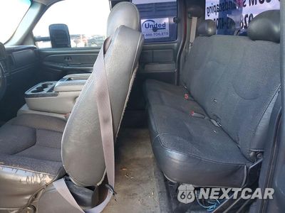 Zdjęcie 10 z 12 samochodu: 2005 CHEVROLET SILVERADO K2500 HEAVY DUTY VIN:1GCHK29U05E279118 - miniatura