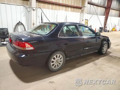 Trzecie zdjęcie samochodu z tyłu: 2002 HONDA ACCORD SE VIN:1HGCG56702A002128 - miniatura