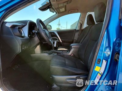 Zdjęcie 7 z 14 samochodu: 2017 TOYOTA RAV4 LE VIN:JTMZFREV9HJ132033 - miniatura