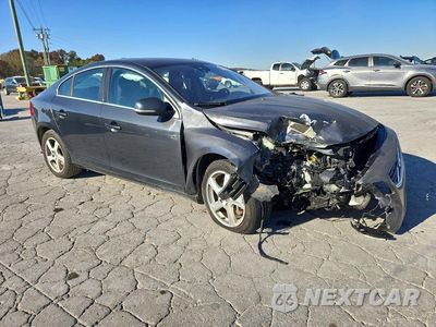 Czwarte zdjęcie samochodu z boku: 2013 VOLVO S60 T5 VIN:YV1612FS1D1212718 - miniatura