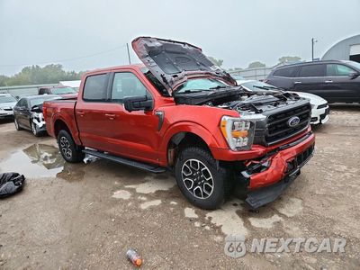 Czwarte zdjęcie samochodu z boku: 2023 FORD F150 SUPERCREW VIN:1FTFW1E89PKE04054 - miniatura