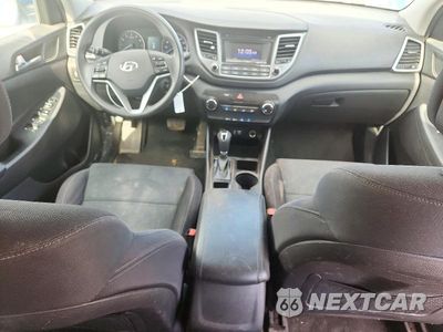 Zdjęcie 8 z 13 samochodu: 2016 HYUNDAI TUCSON SE VIN:KM8J33A44GU175719 - miniatura