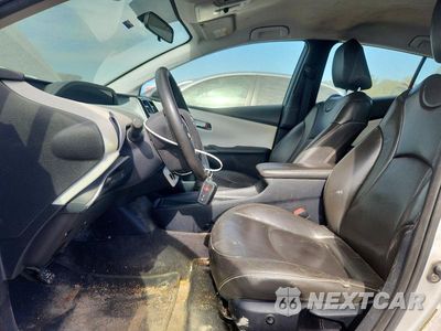 Zdjęcie 7 z 12 samochodu: 2016 TOYOTA PRIUS TWO VIN:JTDKBRFU8G3001049 - miniatura