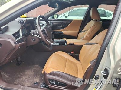 Zdjęcie 7 z 12 samochodu: 2019 LEXUS ES 300H VIN:JTHB21B18K2037978 - miniatura