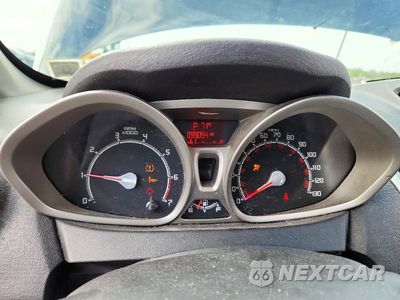 Zdjęcie 9 z 12 samochodu: 2013 FORD FIESTA SE VIN:3FADP4EJ3DM227133 - miniatura