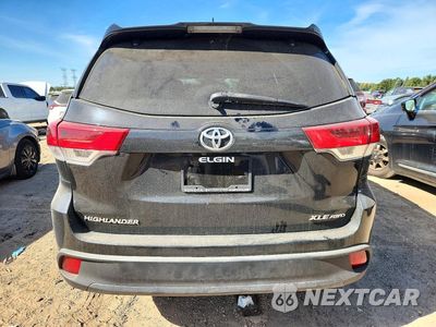 Zdjęcie 6 z 13 samochodu: 2019 TOYOTA HIGHLANDER XLE VIN:5TDJZRFH9KS592719 - miniatura