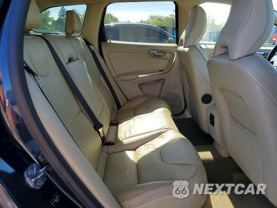 Zdjęcie 11 z 13 samochodu: 2014 VOLVO XC60 T6 VIN:YV4902DZXE2516242 - miniatura