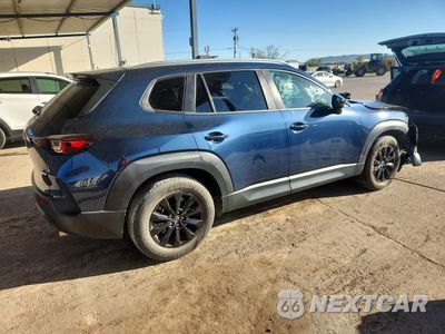 Trzecie zdjęcie samochodu z tyłu: 2024 MAZDA CX-50 PREFERRED VIN:7MMVABBM0RN205476 - miniatura