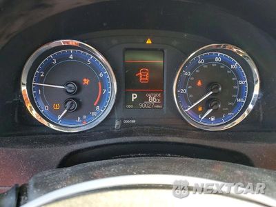Zdjęcie 9 z 12 samochodu: 2018 TOYOTA COROLLA LE VIN:5YFBURHE1JP766389 - miniatura