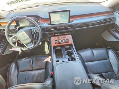 Zdjęcie 8 z 13 samochodu: 2022 LINCOLN AVIATOR RESERVE VIN:5LM5J7XCXNGL08229 - miniatura