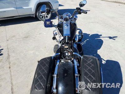 Zdjęcie 6 z 9 samochodu: 2015 HARLEY-DAVIDSON FLHR ROAD KING VIN:1HD1FBM12FB660098 - miniatura