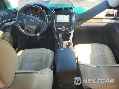 Zdjęcie 8 z 12 samochodu: 2017 FORD EXPLORER PLATINUM VIN:1FM5K8HT6HGB19148 - miniatura