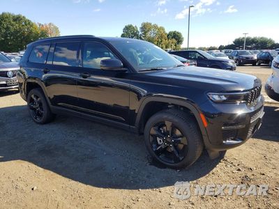 Czwarte zdjęcie samochodu z boku: 2025 JEEP GRAND CHEROKEE L LIMITED VIN:1C4RJKBGXS8739603 - miniatura
