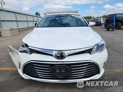 Piąte zdjęcie samochodu w środku: 2018 TOYOTA AVALON XLE VIN:4T1BK1EB2JU277399 - miniatura