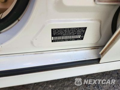 Zdjęcie 12 z 12 samochodu: 2007 LEXUS IS 350 VIN:JTHBE262472012986 - miniatura