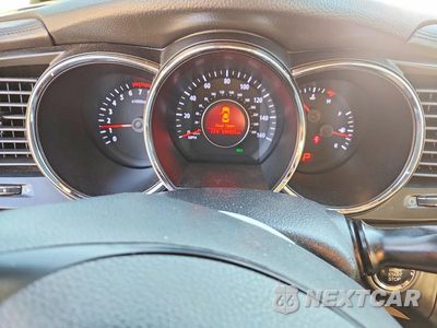 Zdjęcie 9 z 12 samochodu: 2012 KIA OPTIMA EX VIN:5XXGN4A71CG027312 - miniatura