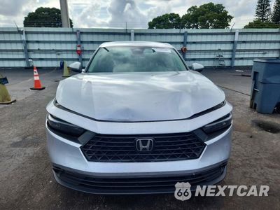 Piąte zdjęcie samochodu w środku: 2025 HONDA ACCORD LX VIN:1HGCY1F23SA075634 - miniatura