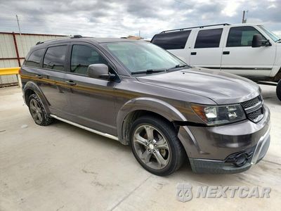 Czwarte zdjęcie samochodu z boku: 2015 DODGE JOURNEY CROSSROAD VIN:3C4PDCGG1FT674547 - miniatura