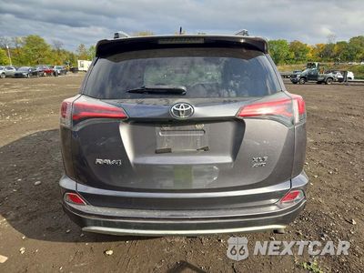 Zdjęcie 6 z 14 samochodu: 2016 TOYOTA RAV4 XLE VIN:2T3RFREV4GW472402 - miniatura