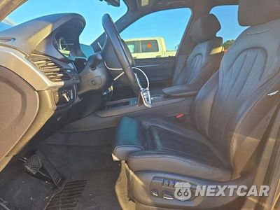 Zdjęcie 7 z 13 samochodu: 2017 BMW X5 SDRIVE35I VIN:5UXKR2C34H0X06737 - miniatura