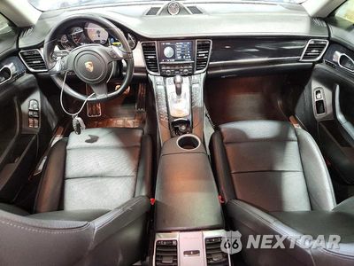 Zdjęcie 8 z 12 samochodu: 2014 PORSCHE PANAMERA S VIN:WP0AB2A7XEL055969 - miniatura