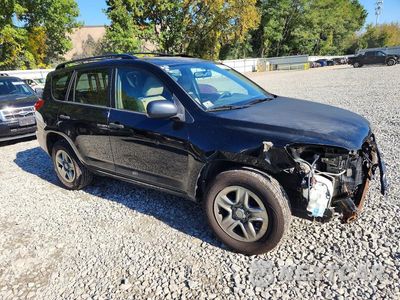 Czwarte zdjęcie samochodu z boku: 2009 TOYOTA RAV4 BASE VIN:JTMBF33V19D008372 - miniatura