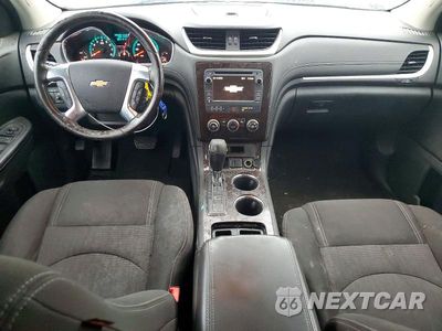 Zdjęcie 8 z 13 samochodu: 2017 CHEVROLET TRAVERSE LT VIN:1GNKRGKD3HJ120900 - miniatura