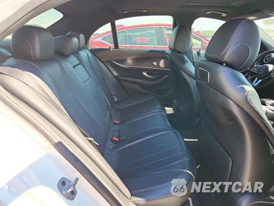 Zdjęcie 10 z 12 samochodu: 2019 MERCEDES-BENZ E 300 VIN:WDDZF4JB8KA519264 - miniatura