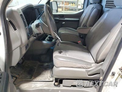 Zdjęcie 7 z 13 samochodu: 2016 NISSAN NV 2500 HD S VIN:1N6BF0LY7GN814259 - miniatura