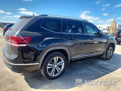 Trzecie zdjęcie samochodu z tyłu: 2019 VOLKSWAGEN ATLAS SE VIN:1V2YR2CA5KC607536 - miniatura