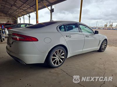 Trzecie zdjęcie samochodu z tyłu: 2013 JAGUAR XF VIN:SAJWA0ES4DPS87164 - miniatura