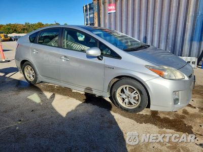 Czwarte zdjęcie samochodu z boku: 2011 TOYOTA PRIUS FOUR VIN:JTDKN3DU9B5290687 - miniatura