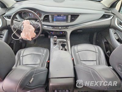 Zdjęcie 8 z 13 samochodu: 2020 BUICK ENCLAVE ESSENCE VIN:5GAEVAKW1LJ175565 - miniatura
