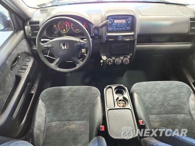 Zdjęcie 8 z 13 samochodu: 2004 HONDA CR-V LX VIN:SHSRD78444U239014 - miniatura