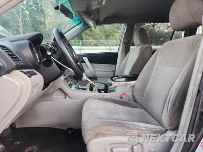Zdjęcie 7 z 13 samochodu: 2013 TOYOTA HIGHLANDER PLUS VIN:5TDBK3EH0DS204013 - miniatura