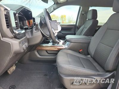 Zdjęcie 7 z 12 samochodu: 2025 CHEVROLET SILVERADO K1500 RST VIN:1GCUKEED7SZ107260 - miniatura