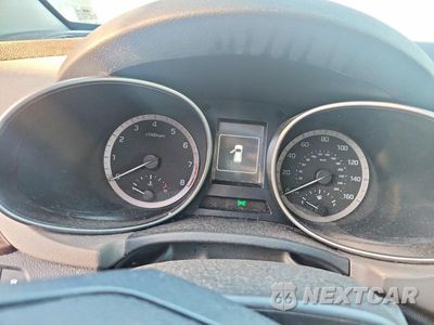Zdjęcie 9 z 12 samochodu: 2018 HYUNDAI SANTA FE SE VIN:KM8SMDHF5JU272403 - miniatura
