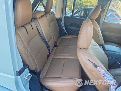 Zdjęcie 10 z 12 samochodu: 2023 JEEP WRANGLER RUBICON 4XE VIN:1C4JJXR69PW643178 - miniatura