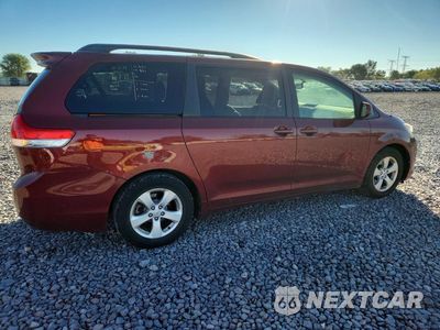 Trzecie zdjęcie samochodu z tyłu: 2011 TOYOTA SIENNA LE VIN:5TDKK3DC6BS096127 - miniatura