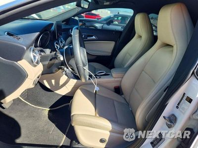 Zdjęcie 7 z 12 samochodu: 2018 MERCEDES-BENZ CLA 250 VIN:WDDSJ4EB8JN687956 - miniatura
