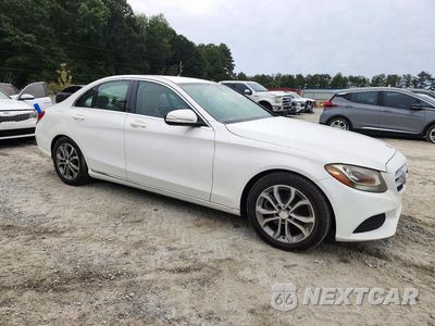 Czwarte zdjęcie samochodu z boku: 2015 MERCEDES-BENZ C 300 VIN:55SWF4JB6FU092658 - miniatura