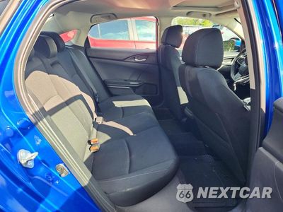 Zdjęcie 10 z 12 samochodu: 2018 HONDA CIVIC EX VIN:2HGFC2F78JH557111 - miniatura